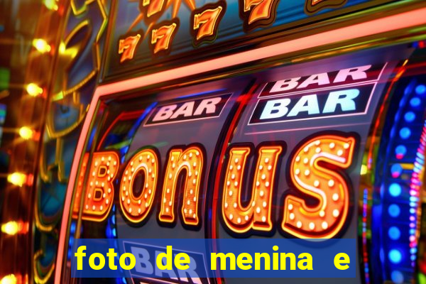foto de menina e menino juntos fake